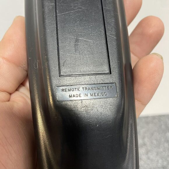 RCA SystemLink 4+ Universal Remote Control TV VCR Cable AUX Replacement Black - Picture 6 of 7